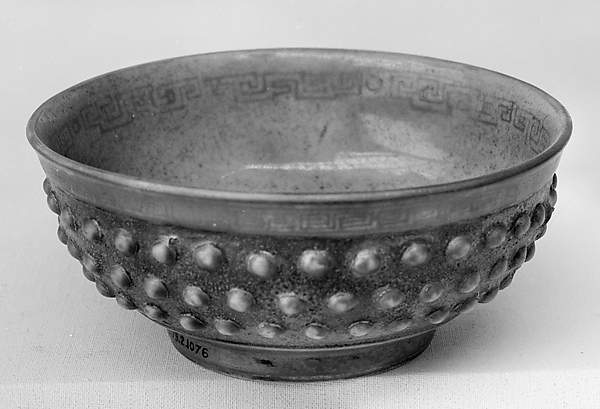 Bowl with archaistic bronze design