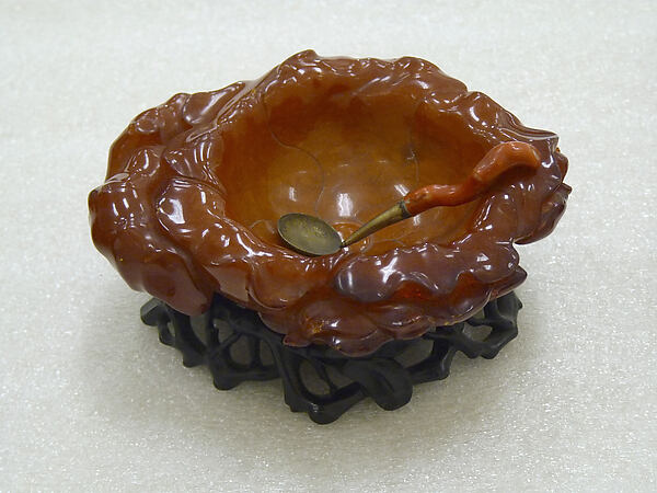 Dish with Floral Design by an unrecorded maker, The Metropolitan Museum of Art