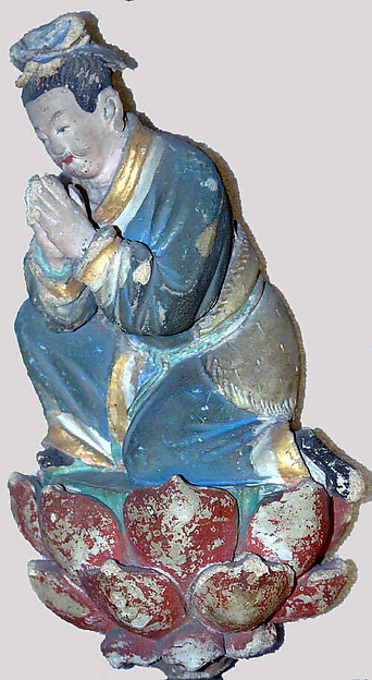 Statuette