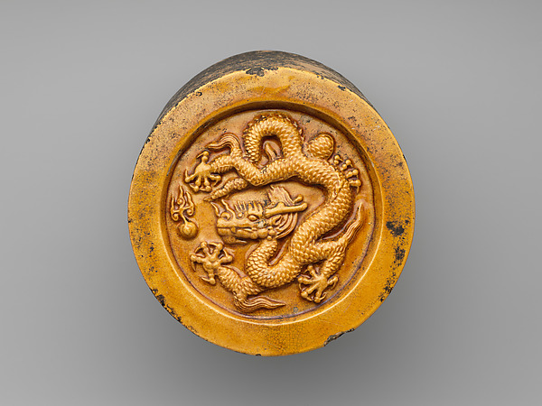 Roof-tile end with dragon