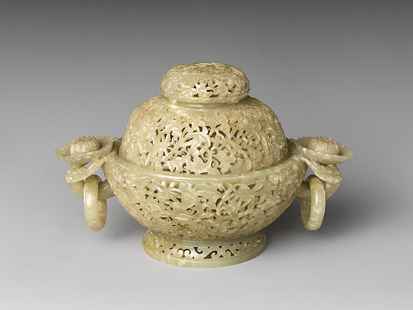 Incense burner with floral patterns, 18th–19th century