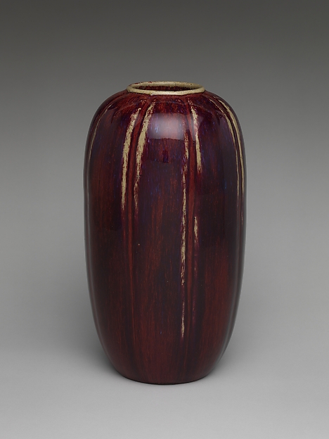 Vase in shape of winter melon