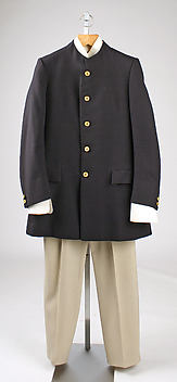Cape Vintage Pierre Cardin Années 60 - Laine Doublée Soie, Rouge, Taille Unique - Occasion Très Bon état, Style Rétro Chic