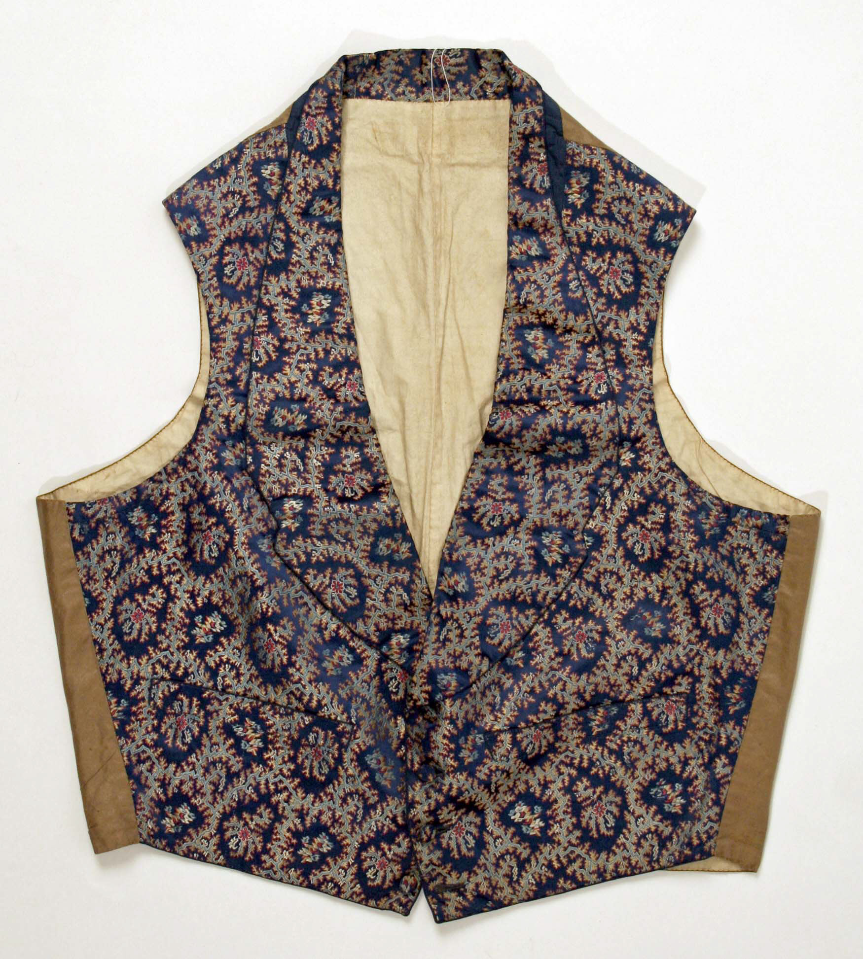 Жилет шелк. 19 Century Waistcoat. Винтажная жилетка. Старинный жилет. Жилет 19 век.