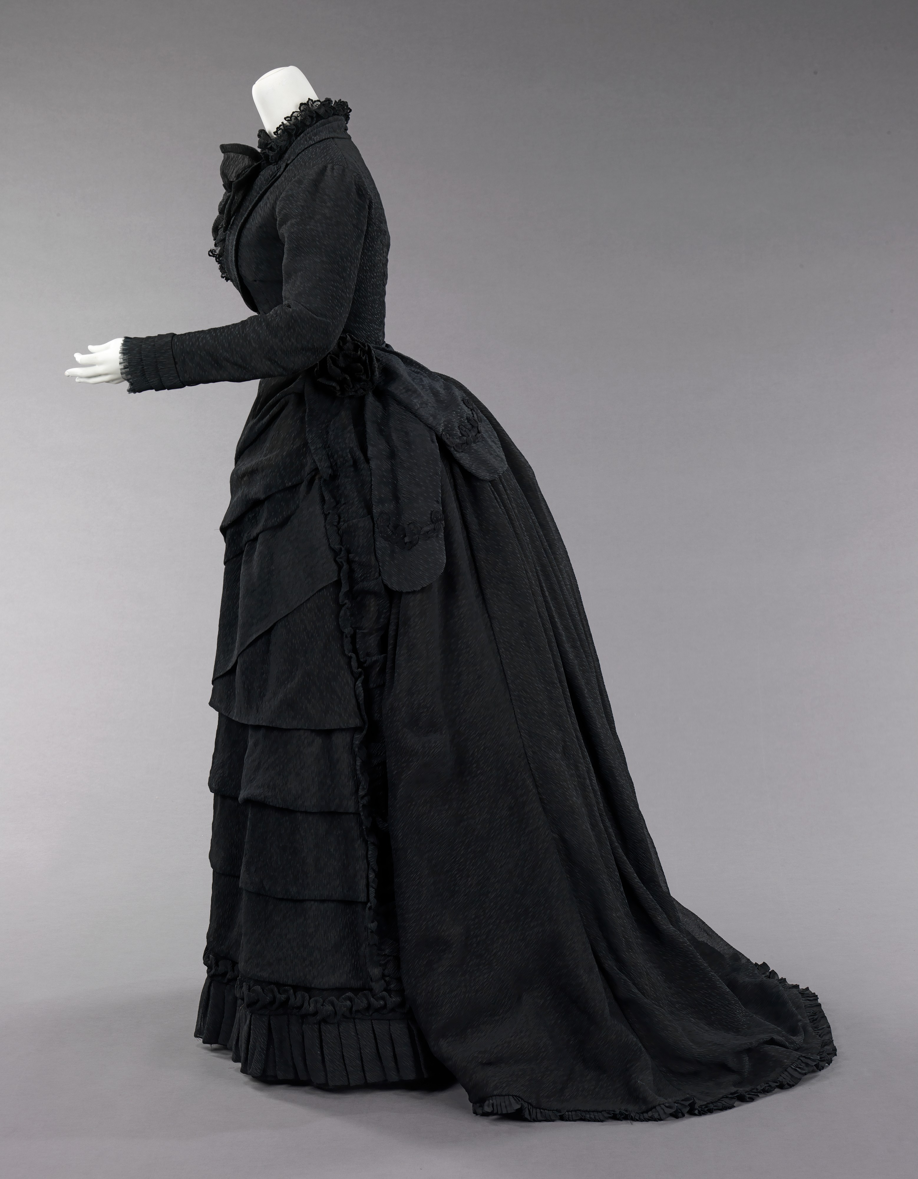 Ornate Victorian Lady Mourning Veil