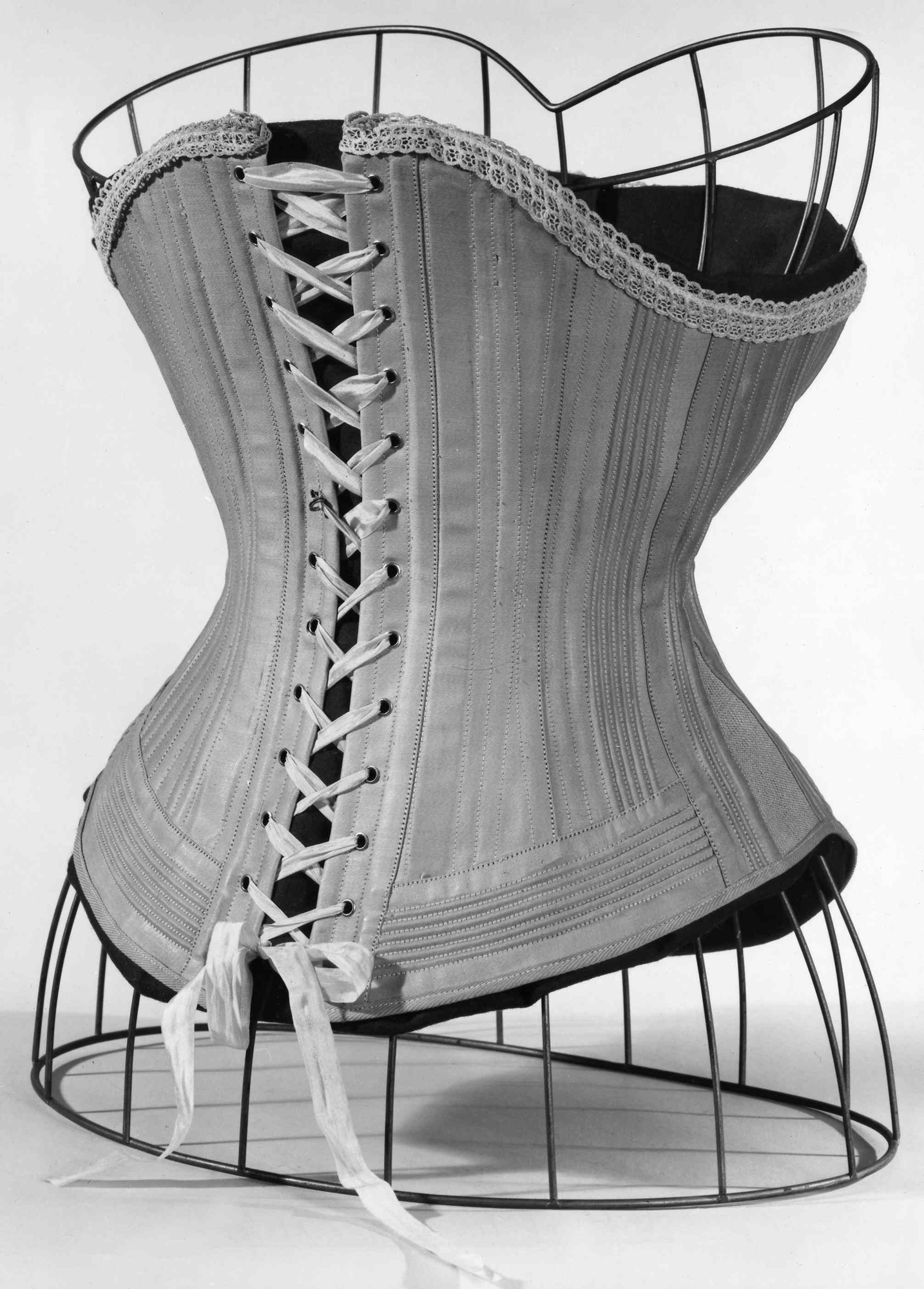 Corsets 1870-1890 Image Sequence  Fashion and Decor: A Cultural