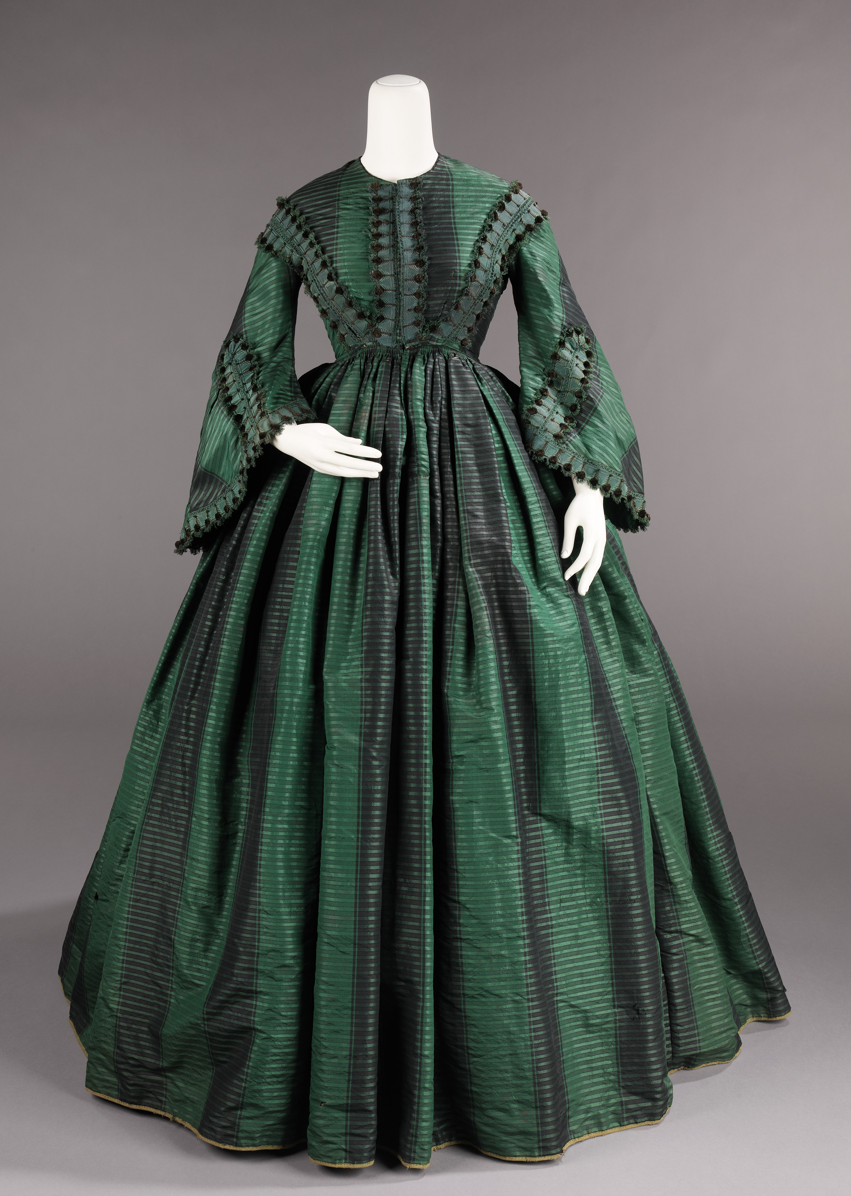Исторические платья 19 века