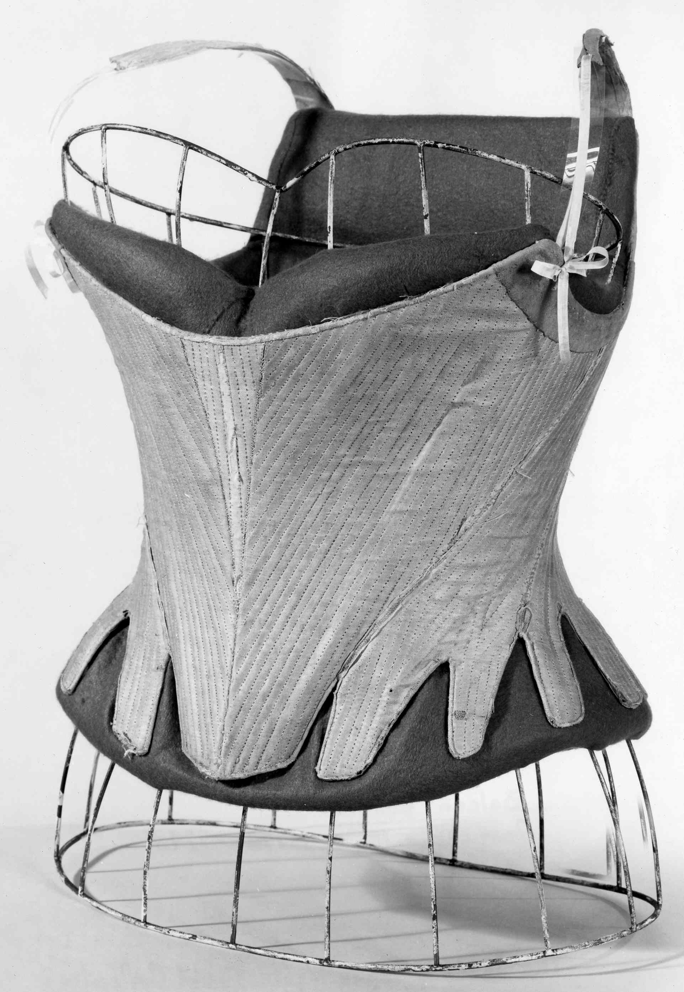 xxM349M c.1860 woven corset