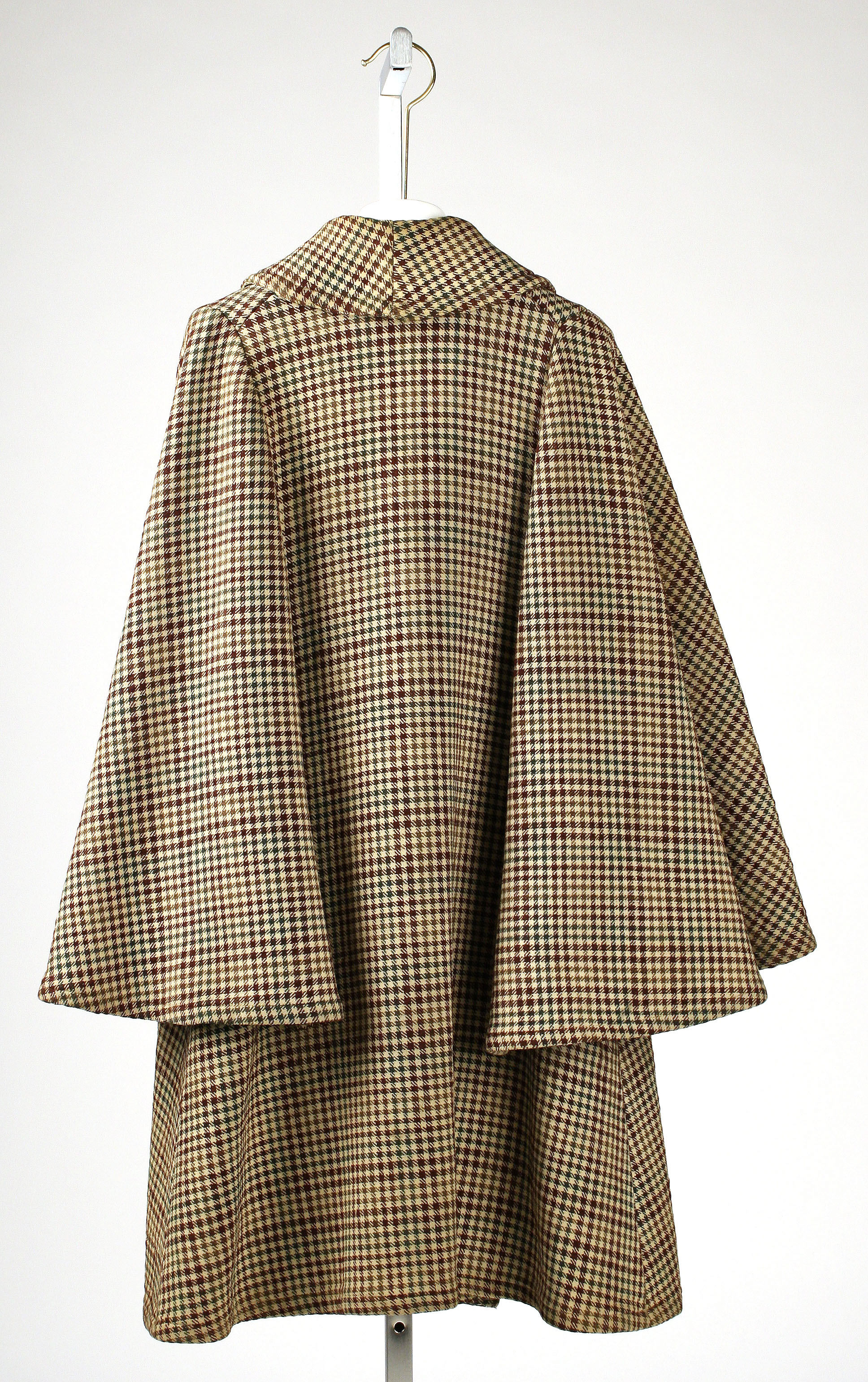 Cloak Pin - 65-25-68  Collections - Penn Museum