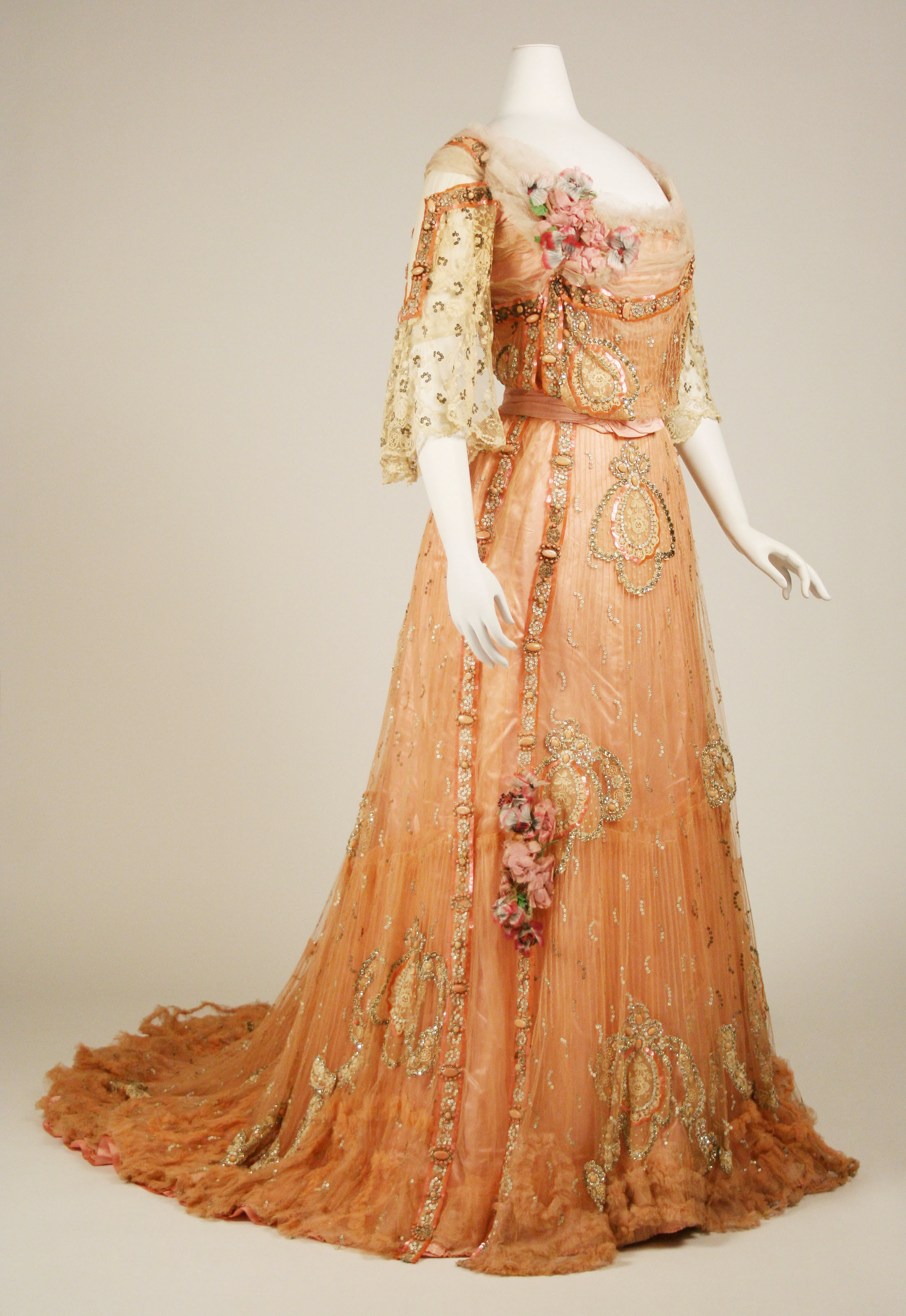 Ball gown | French | The Metropolitan Museum of Art
