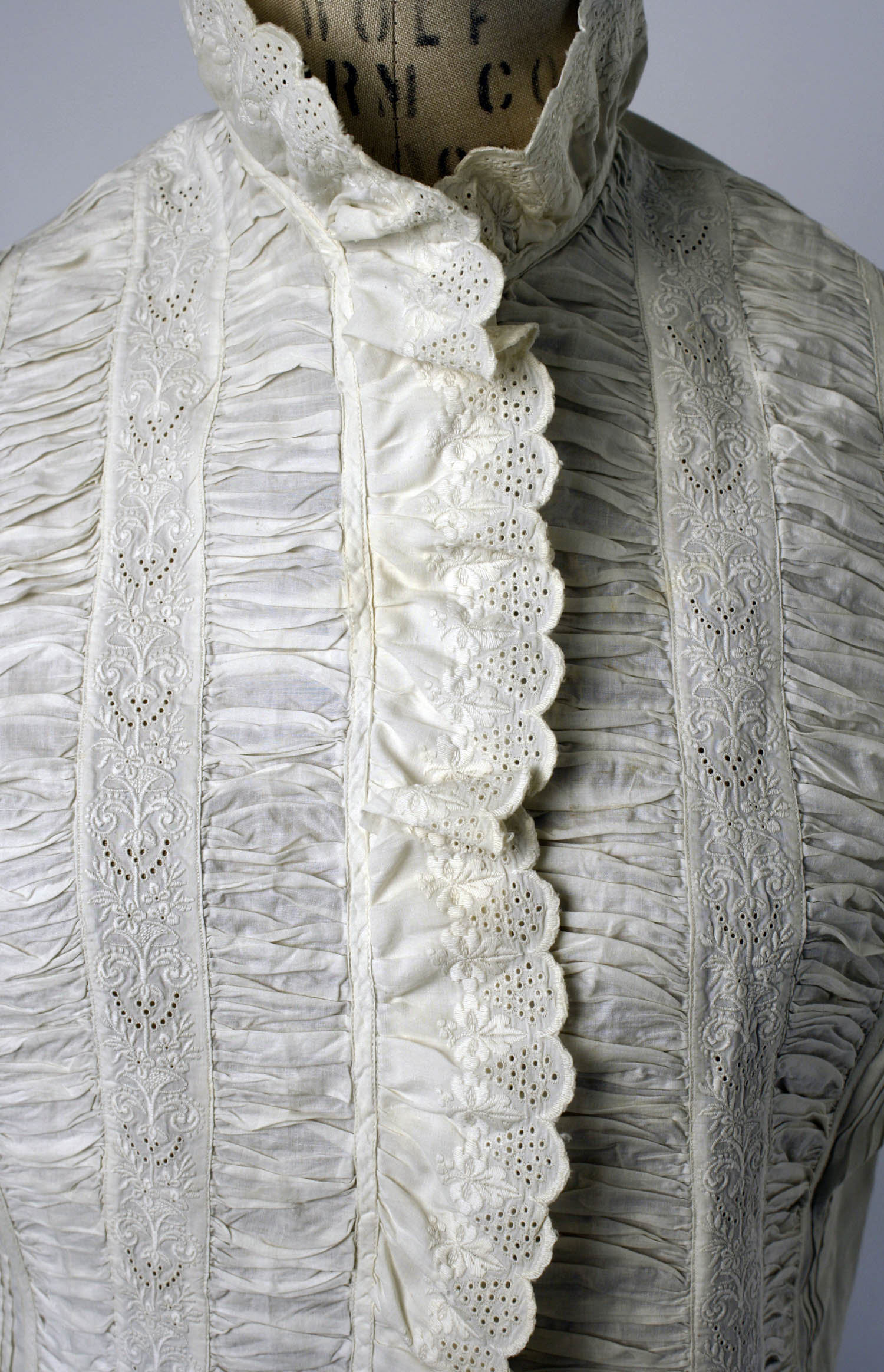 Bed jacket | American | The Metropolitan Museum of Art