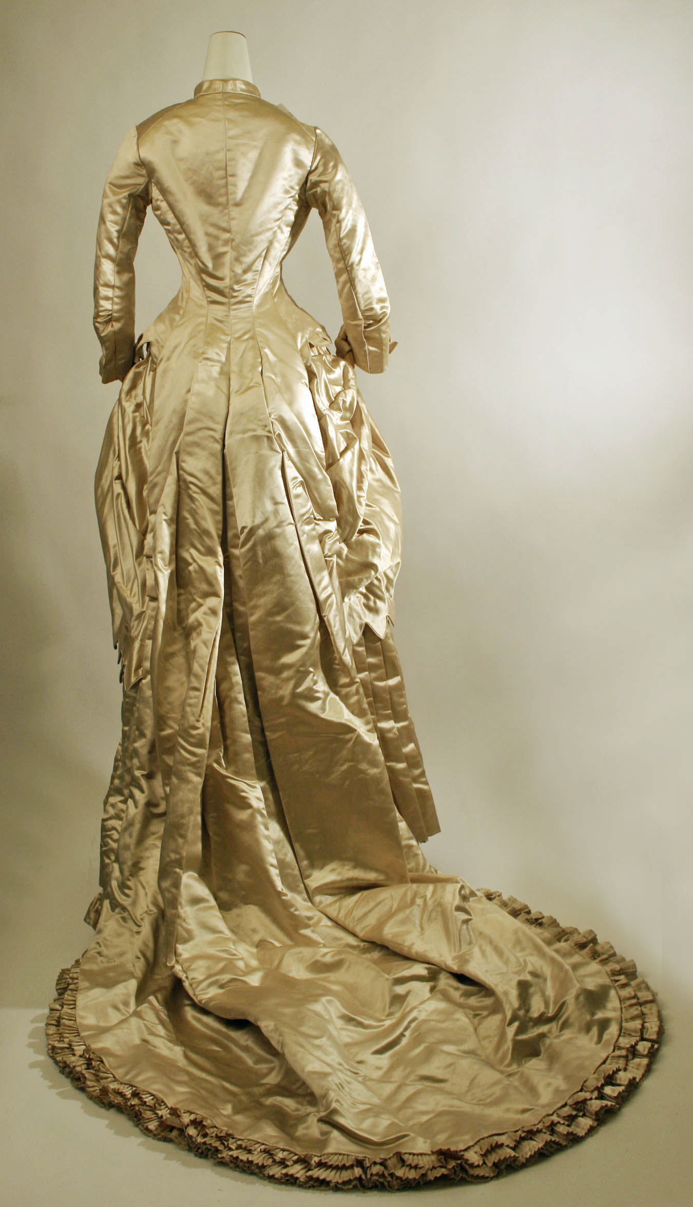 Wedding dress | American or European | The Metropolitan Museum of Art