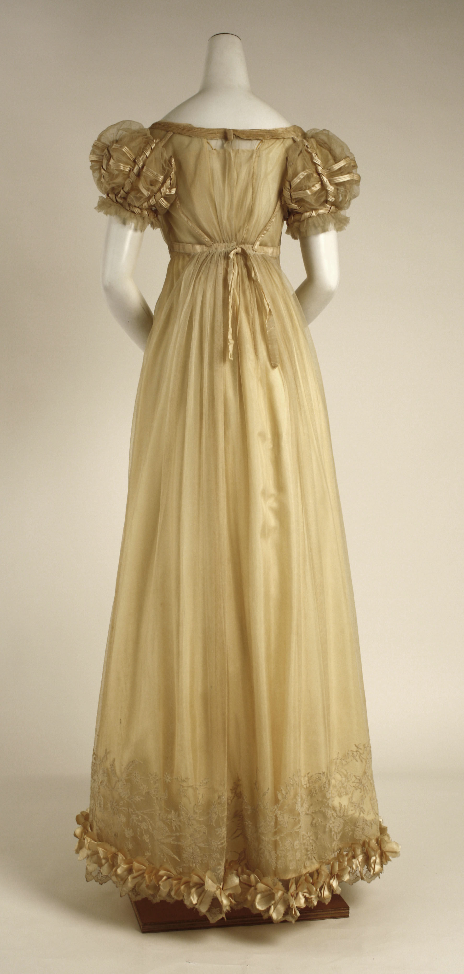 Dress | British | The Metropolitan Museum of Art