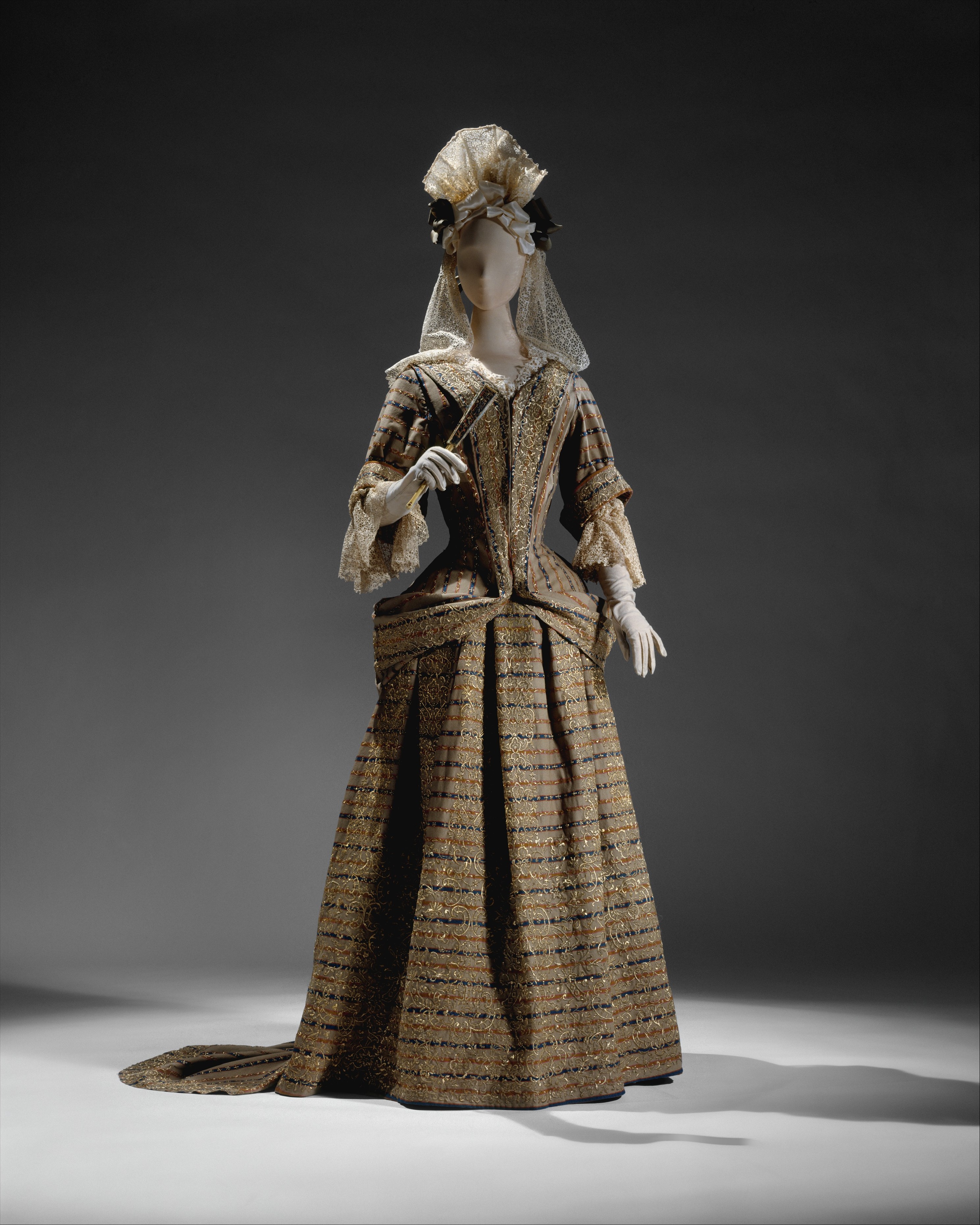 17th century dress costume