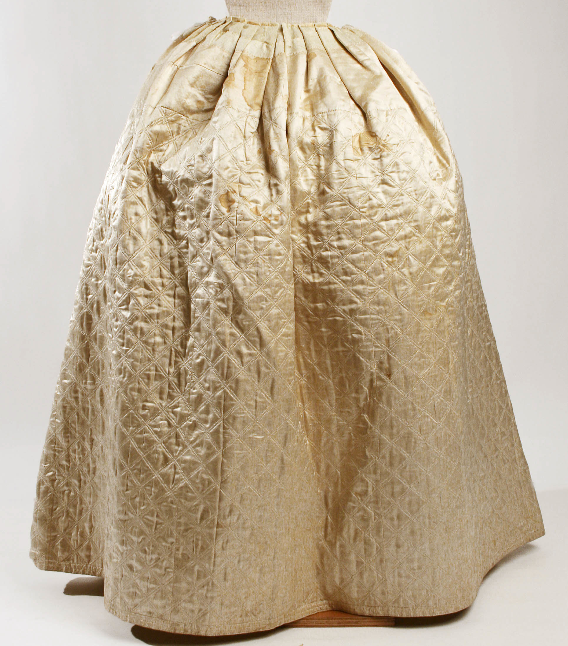 Quilted petticoat