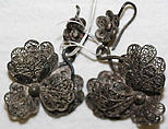 Earrings, metal, European, Eastern