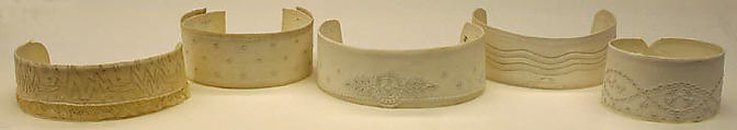 Collar, cotton, linen, American or European