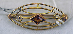 Brooch, metal, glass, American or European