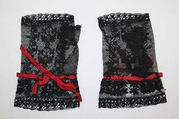 Mitts, silk, probably American