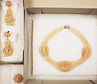 Jewelry set, seed pearls, mother-of-pearl, gold, American or European