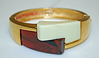 Bracelet, Trifari American, metal, plastic, American