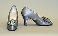 Evening pumps, silk, metal, glass, American or European