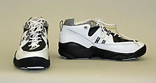 Athletic ensemble, Nautica, (a) nylon; (b) synthetic fiber; (c) nylon, spandex; (d) synthetic fiber; (e) plastic, metal; (f) elastic, metal, (g, h) leather, metal, synthetic fiber, plastic (foam), rubber, American
