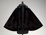 Evening cape, James McCreery & Company (American, New York, 1867–1954), silk, jet, American