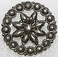 Button, metal, French