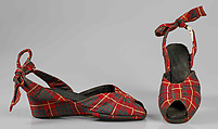 Ensemble, (a, b) Dorothy Cox, Cotton, American
