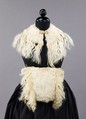 Accessory set, fur, silk, British