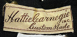 Hat, Hattie Carnegie (American (born Austria), Vienna 1889–1956 New York), cotton, silk, feather, American