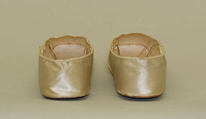Wedding dress, [no medium available], American