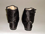 Boots, silk, American or European
