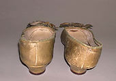 Slippers, leather, metal, American or European