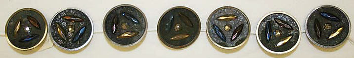 Button, metal, American or European