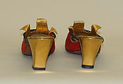 Mules, leather, metallic, American or European