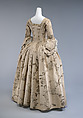 Robe à l'anglaise, silk, metal, British