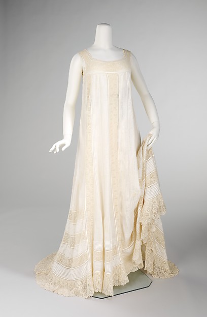 Nightgown | French | The Met