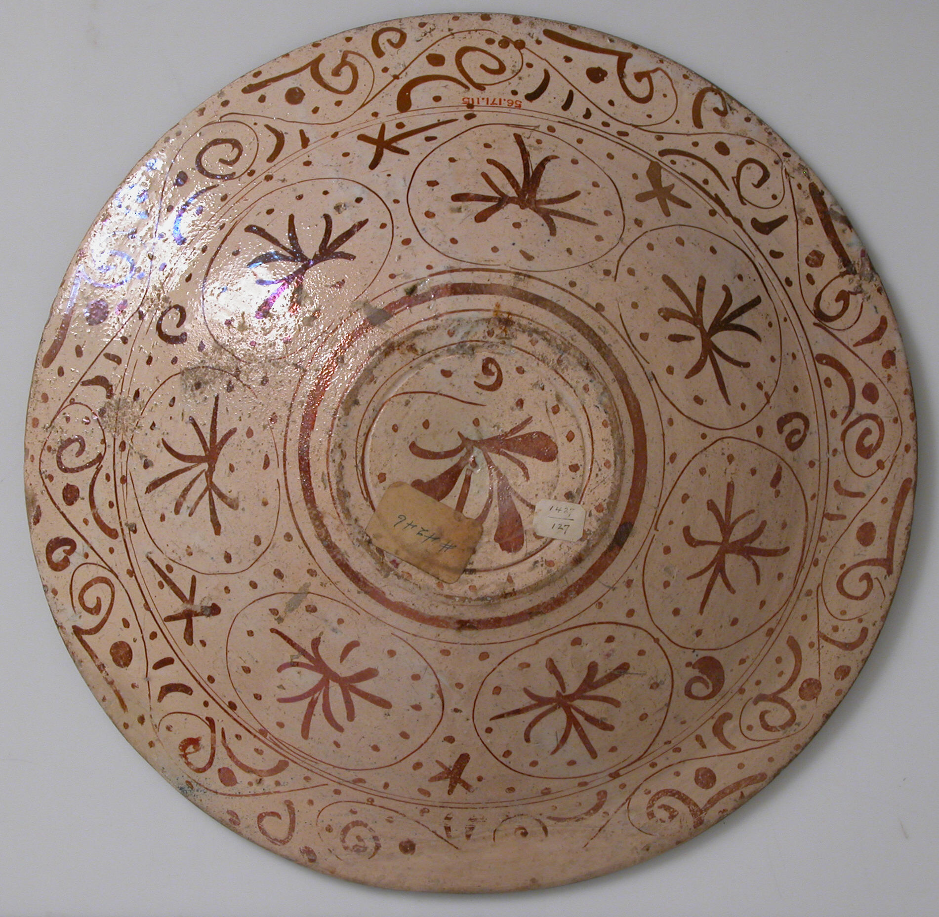 dish-spanish-the-metropolitan-museum-of-art