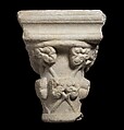 Double Capital, Marble, French