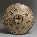 Dish, Tin-glazed earthenware, Spanish