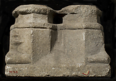 Double Capital, Marble, French