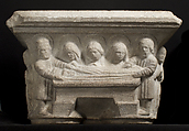 Double Capital, Marble, French