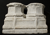 Double Capital, Marble, French