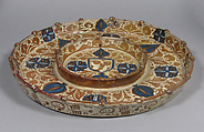 Platter, Tin-glazed earthenware, European