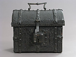 Coffret, Cuir bouilli (tooled leather), iron fittings, wood core, French