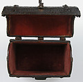 Coffret, Cuir bouilli (tooled leather), iron fittings, wood core, French