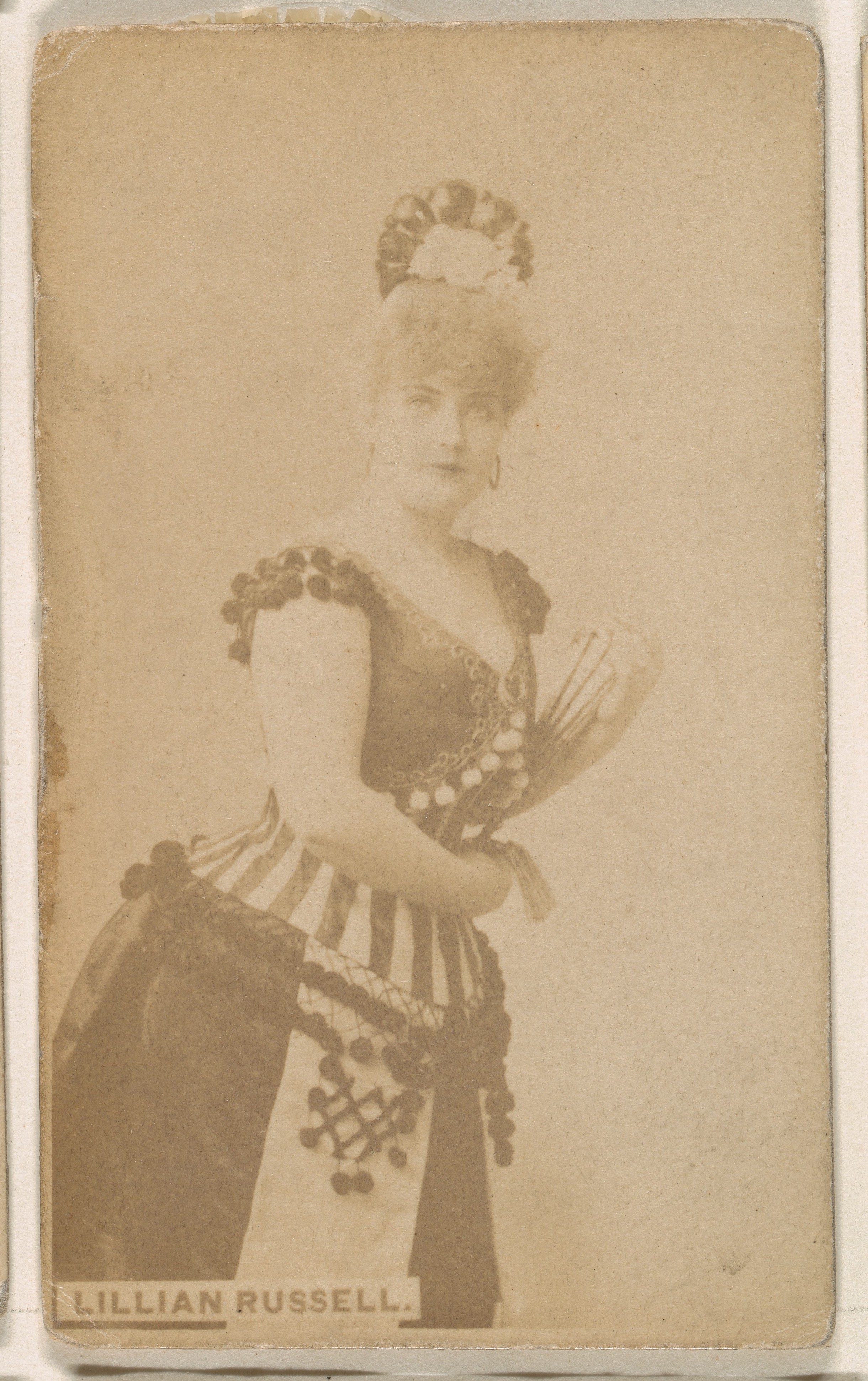 Kinney Brothers Tobacco Company, Lillian Russell, from the Actresses series (N246), Type 1, issued by Kinney Brothers to promote Sporting Extra Cigarettes