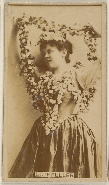 Loie Fuller, from the Actors and Actresses series (N45, Type 8) for Virginia Brights Cigarettes
